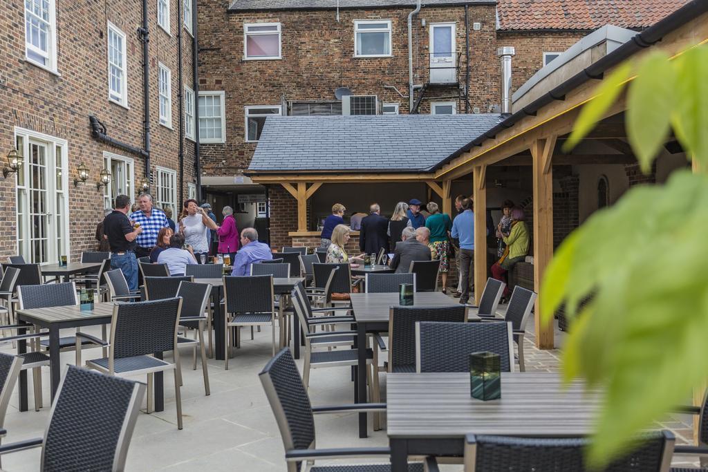 The Golden Fleece Hotel, Thirsk, North Yorkshire Luaran gambar
