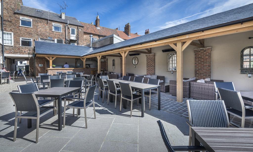 The Golden Fleece Hotel, Thirsk, North Yorkshire Luaran gambar